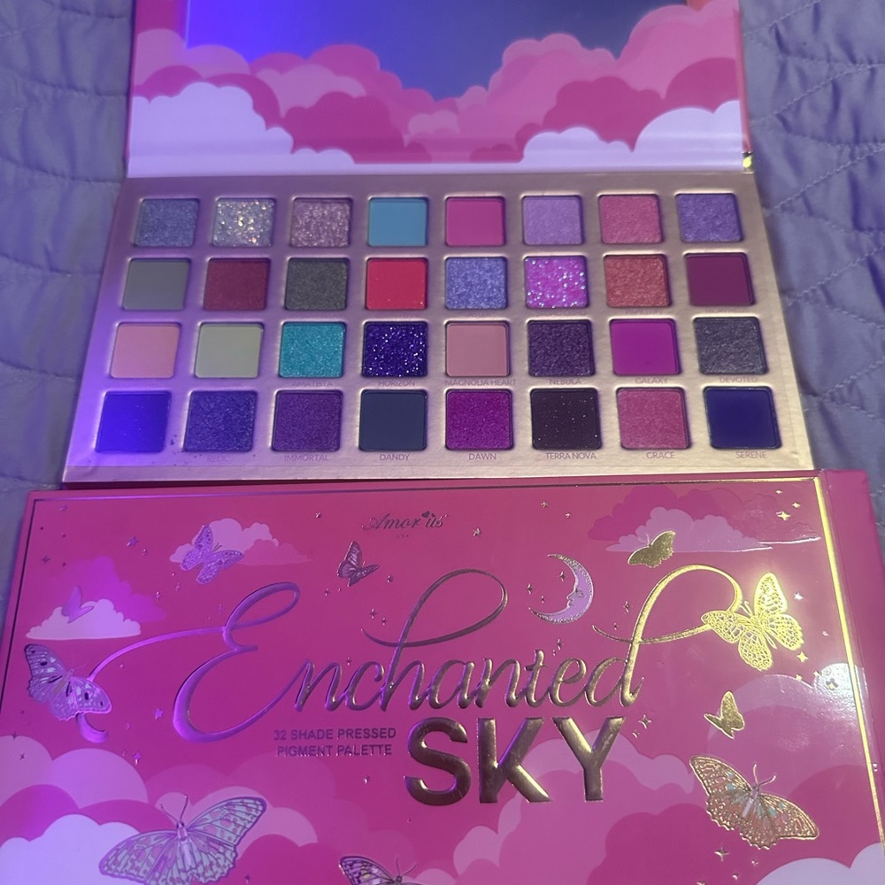 Enchanted sky eyeshadow palette